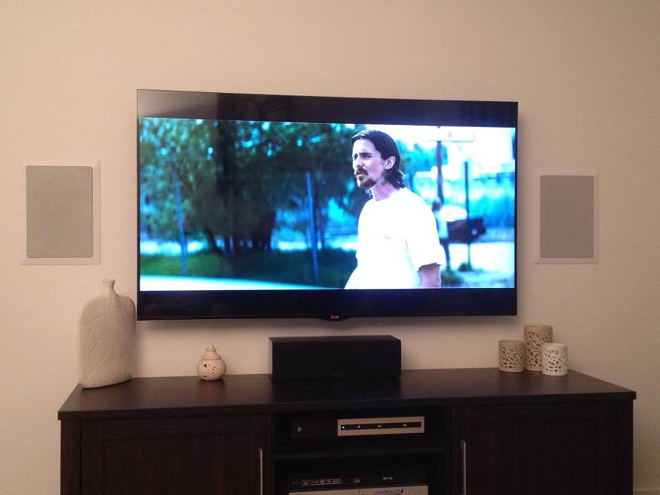 in-wall-speaker-installation-2